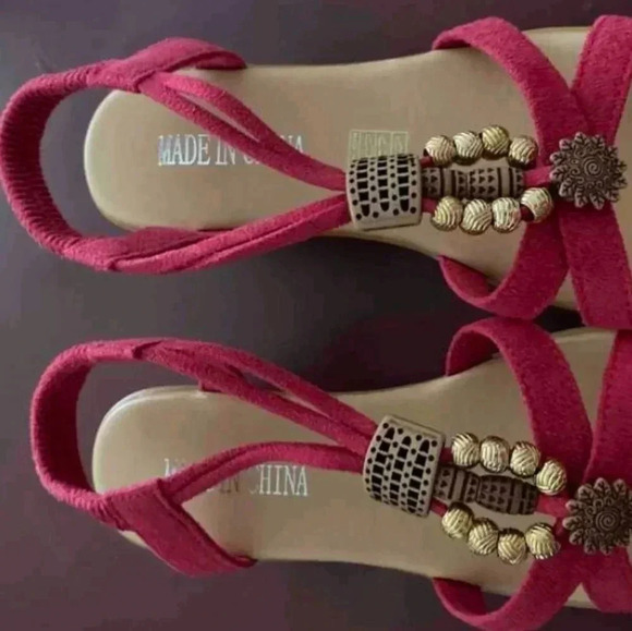 Women's Style Beaded Mid-Heel Sandals With Peep Toe And Wedge Heel, Black Color - Picture 5 of 9